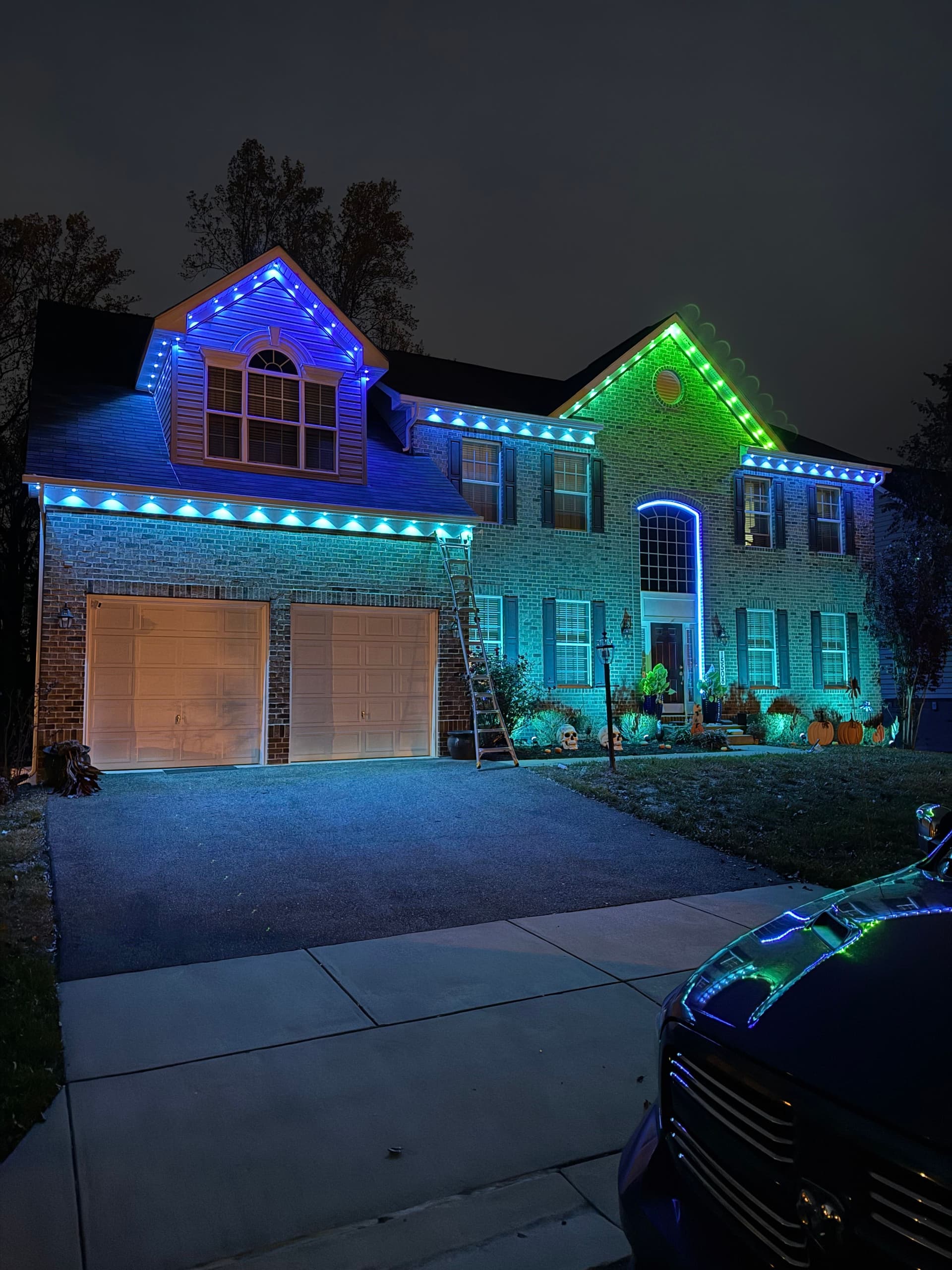 Holiday residential lights